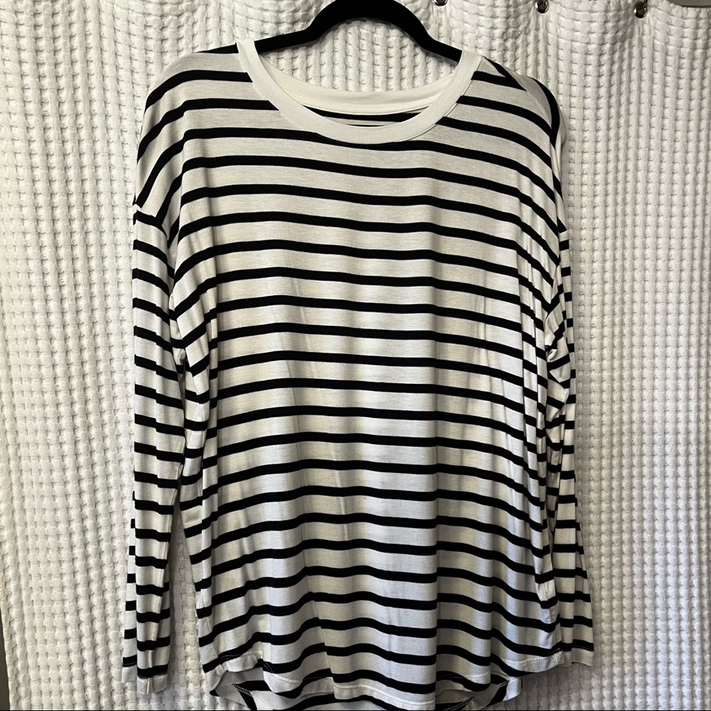 Never Been Worn GAP Long Sleeve